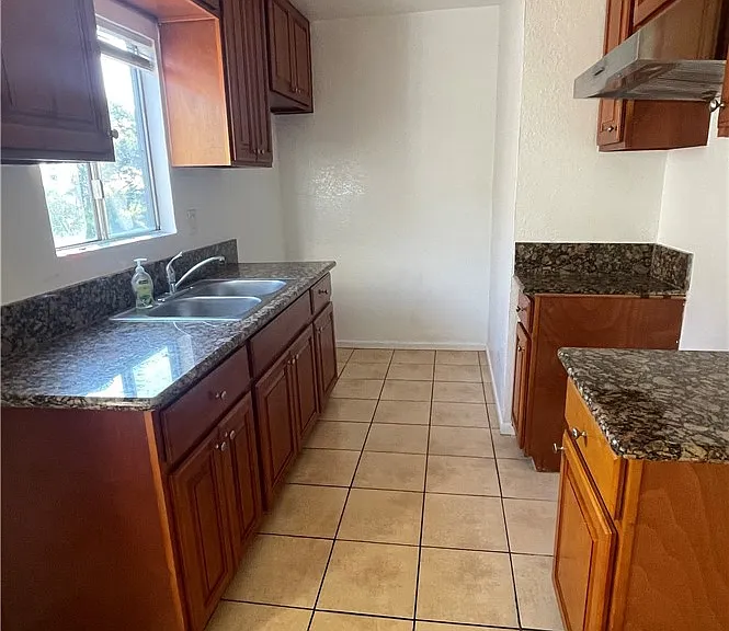 1018 Marview Ave #4 — Photo 4