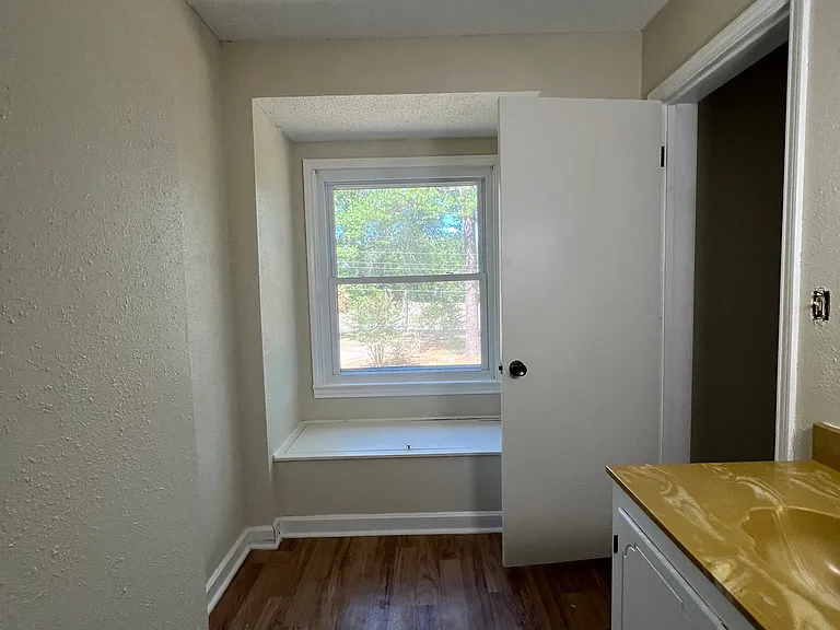 554 Alexandria Hwy — Photo 23