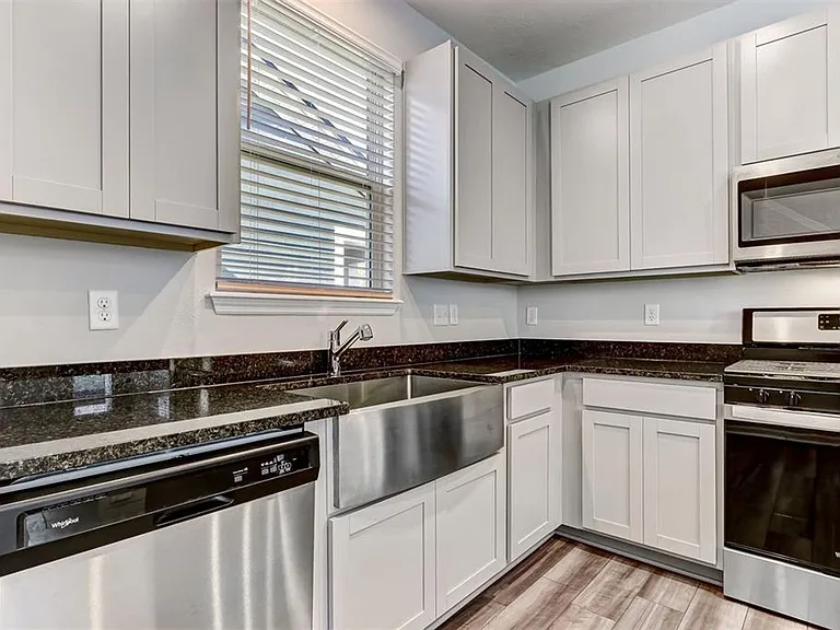 616 Palmetto Pl — Photo 7