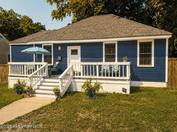 178 Keesler Cir, Biloxi, MS 39530