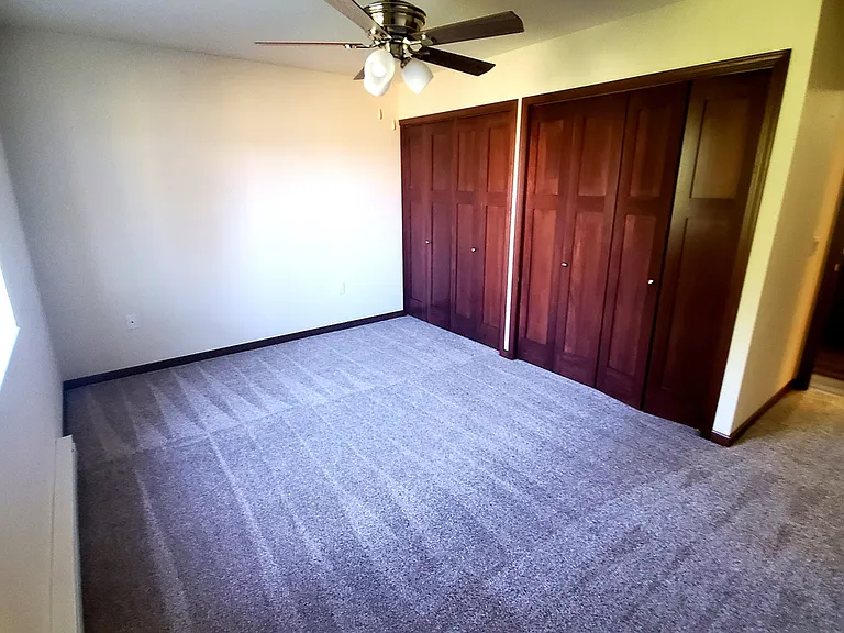 Park Ridge Apartments — Photo 12