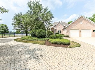 1232 Bowles Rd, Antioch, IL 60002