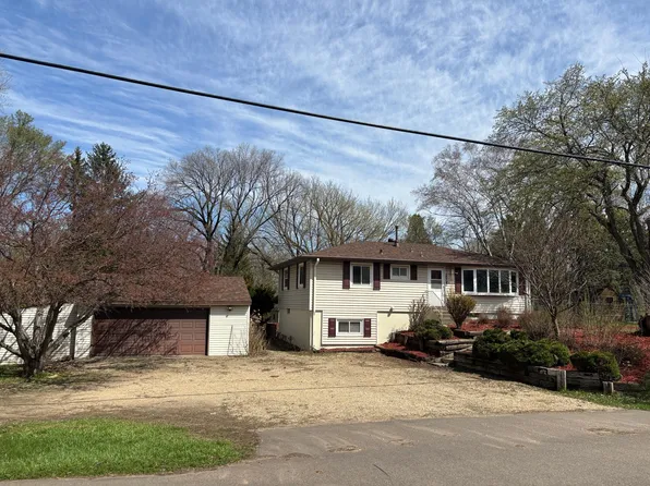 20140 Akin Rd, Farmington, MN 55024