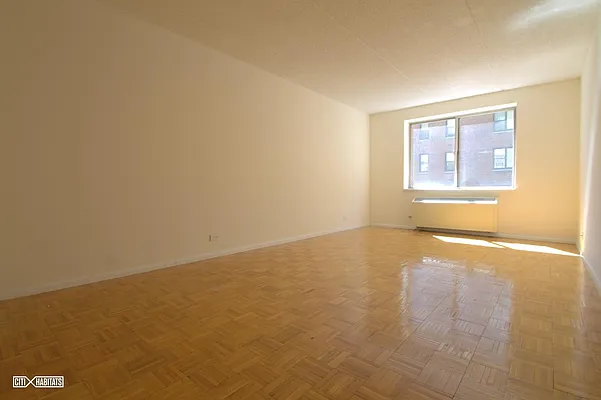 Rented by Citi Habitats | media 6