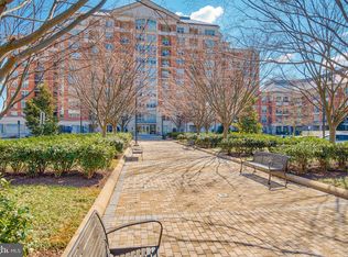 11760 Sunrise Valley Dr APT 214, Reston, VA 20191