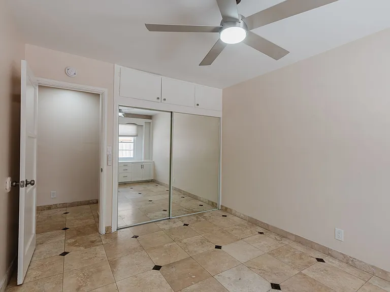 7347 Fay Ave — Photo 8