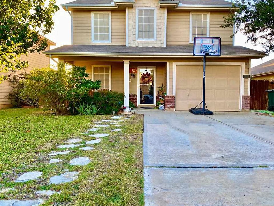 1st image of 1704 Aransas Pass Dr