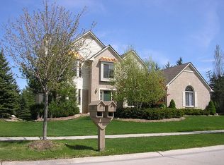 23382 Mystic Forest Dr, Novi, MI 48375