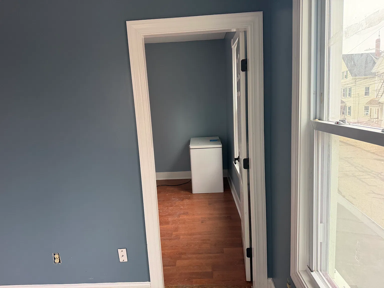3 bed, 1100 sqft, $2,200 — Photo 1