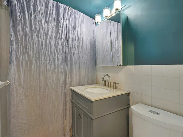 4705 Henry Hudson Parkway image 19 of 22