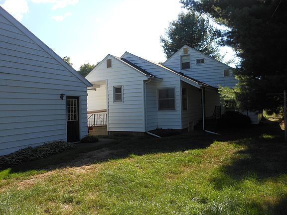 4th image of 10329 S Chapin Ln