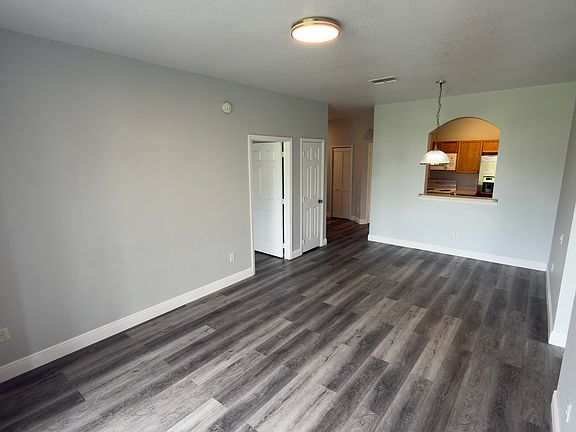 5th image of 2307 Silver Palm Dr APT 103