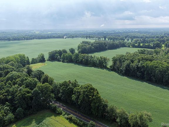 4th image of 7500 Jonesville Rd