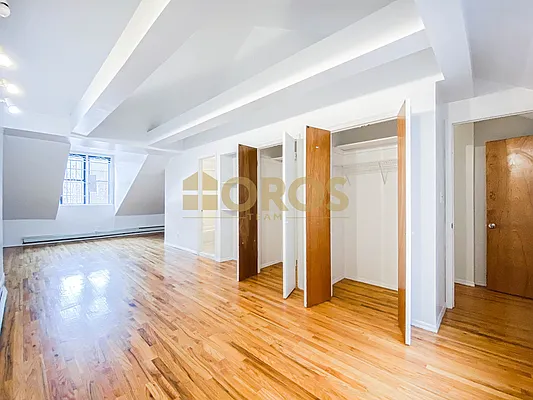 Rented by City Connections Realty | media 33