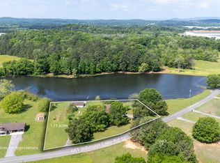 661 Johnson Lake Rd SE, Adairsville, GA 30103