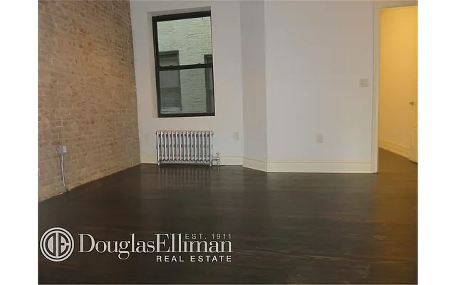 Rented by Douglas Elliman | media 28