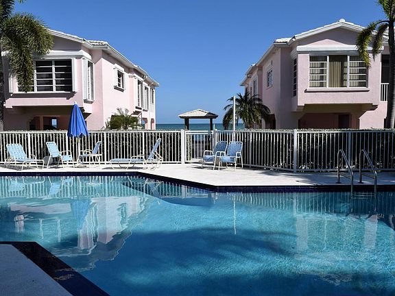 2nd image of 117 Coco Plum Dr #C1