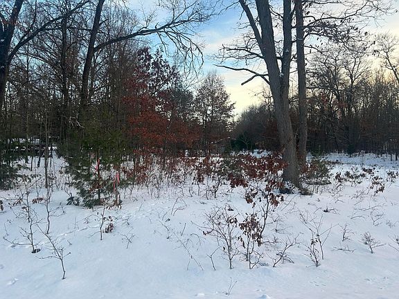 2nd image of 122 Hidden Hills Dr
