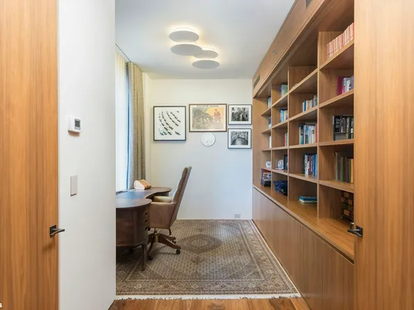 15 Central Park West image 9 of 20