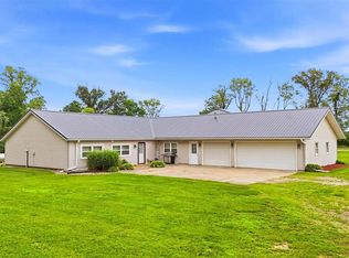 24538 118th St, Columbus Junction, IA 52738