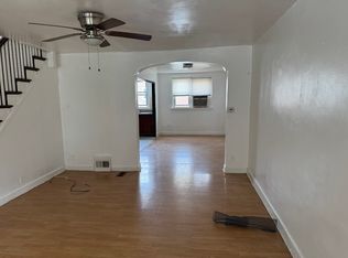 6718 Oakland St, Philadelphia, PA 19149