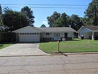1st image of 805 Watson Dr