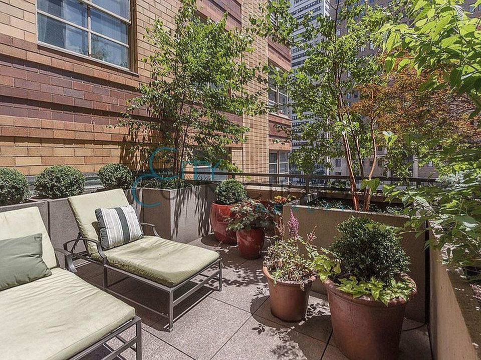 1st image of 20 West St APT 8A