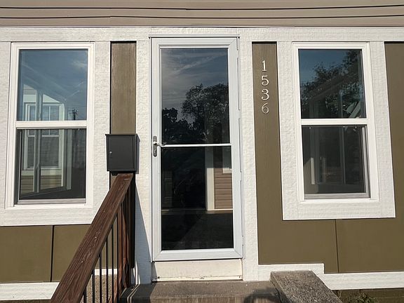 Encolsed Porch
