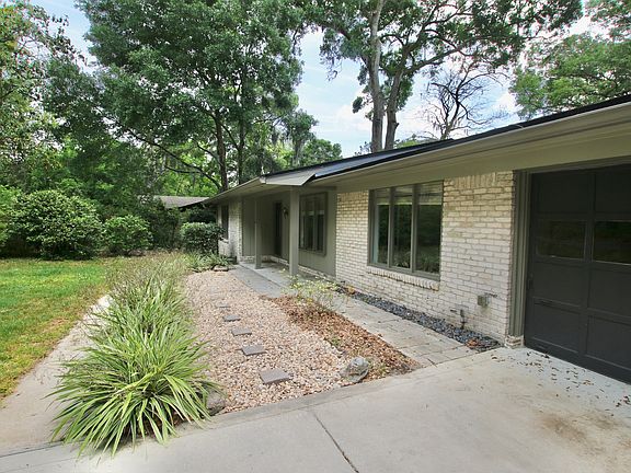 2nd image of 12344 Hidden Hills Ln