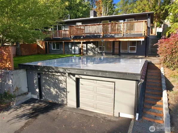 11224 35th Avenue SW, Seattle, WA 98146