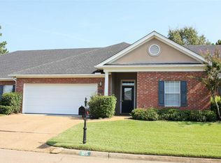 126 Springtree Dr, Brandon, MS 39042