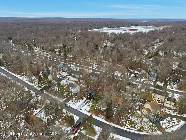 1379 Winding Way — Photo 44