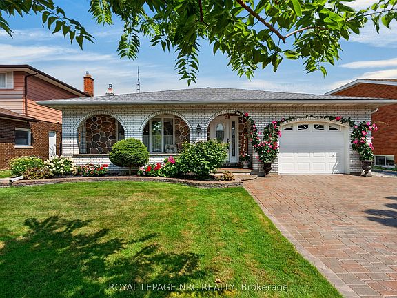 2nd image of 43 Brimley Cres
