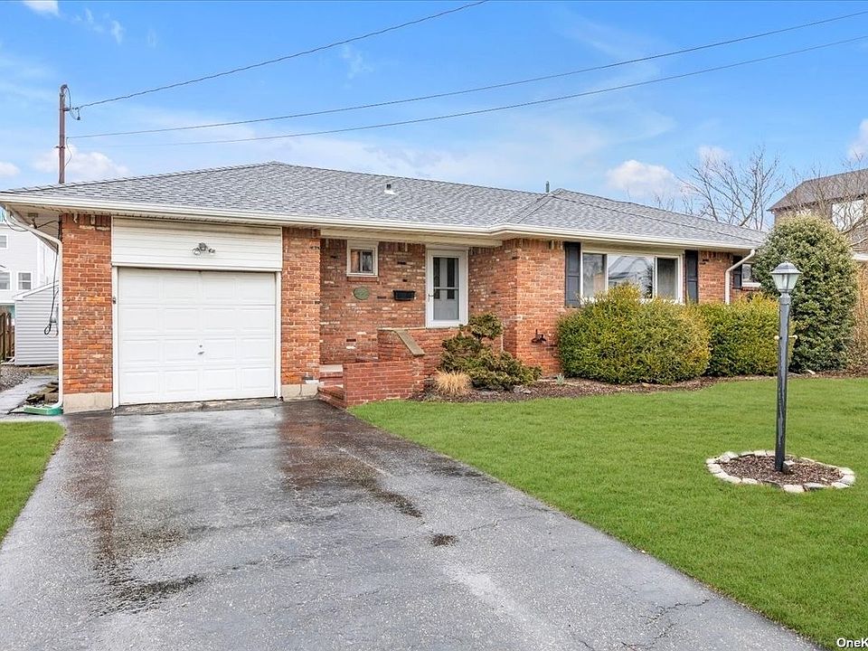 11 Mitchell Avenue, Babylon, NY 11702 Zillow