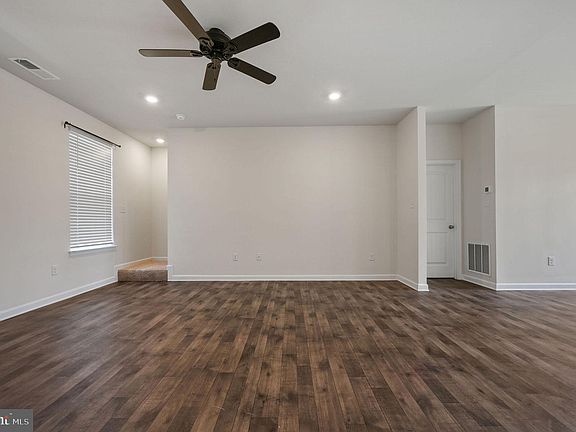 3rd image of 18 Citrus Dr