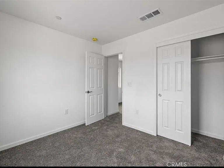 1413 Oregon St — Photo 7