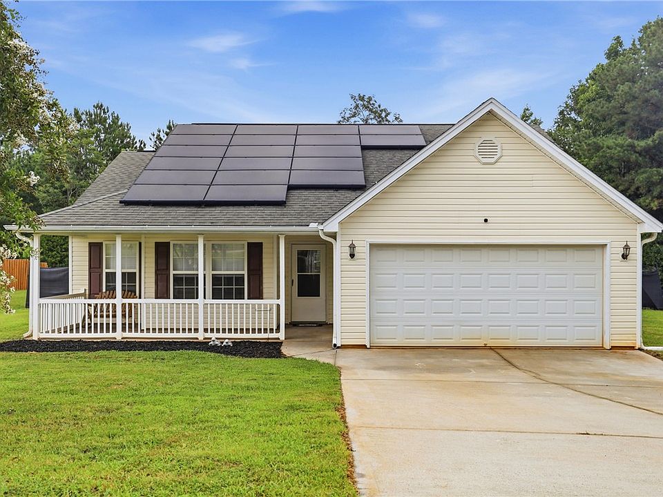 1st image of 105 Lacy Ln
