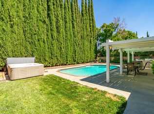 42944 Burlwood Dr, Lancaster, CA