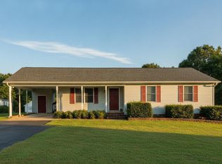 11517 Piedmont Dr, Fredericksburg, VA 22407