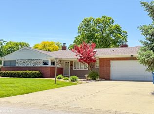6200 W 128th St, Palos Heights, IL 60463