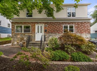 420 Park Rd, Rockville, MD 20850