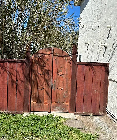 Sonoma Ave — Photo 6