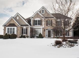 11 Watersong Trl, Webster, NY 14580