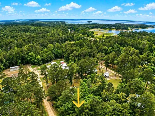 122 Robin Dr, Brookeland, TX 75931