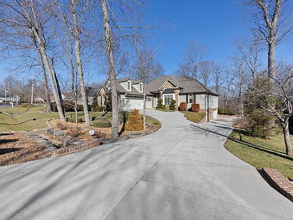 5th image of 119 Stonewood Dr
