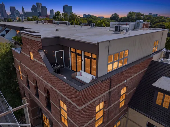 825 N 4th St Unit 410, Columbus, OH 43215