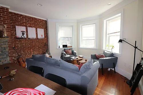 1616 Beacon St #2 Photo 1