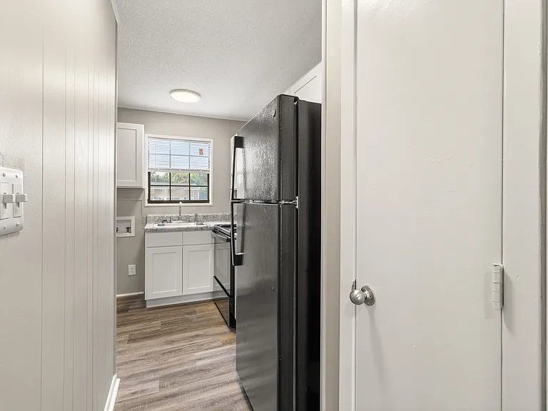 Camden Place Apartments — Photo 5