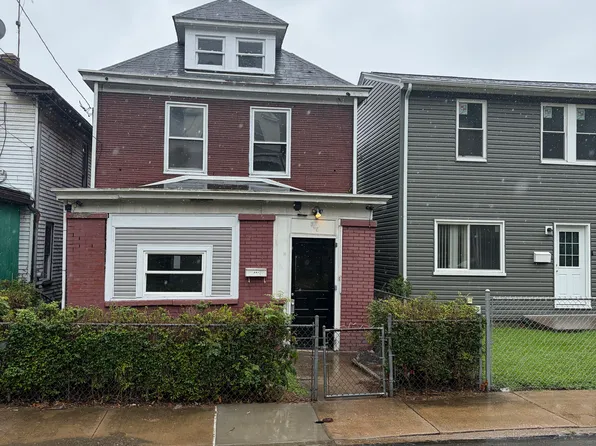 345 Woodward Ave, Mc Kees Rocks, PA 15136