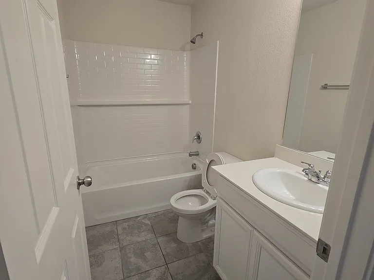 1431 Lumberton Dr — Photo 34